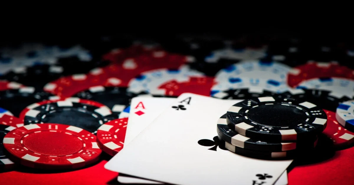 Cách chơi game bài poker & Thủ thuật trở thành cao thủ poker 3 Chiến thuật thắng game bài poker